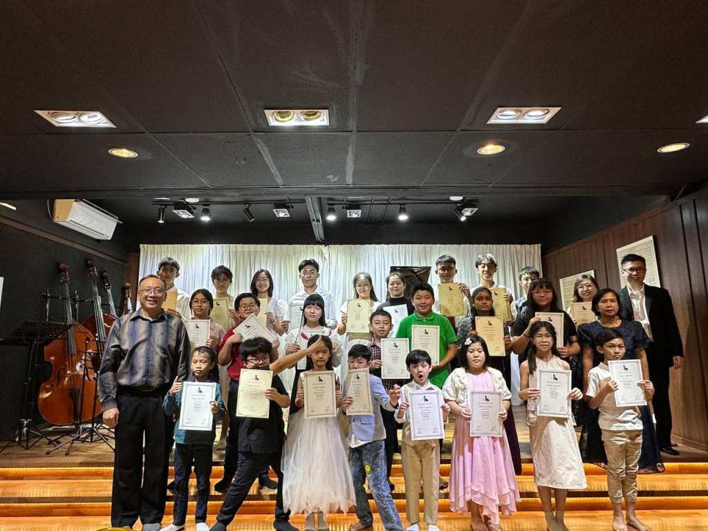 June / Sunday&nbsp;Recital