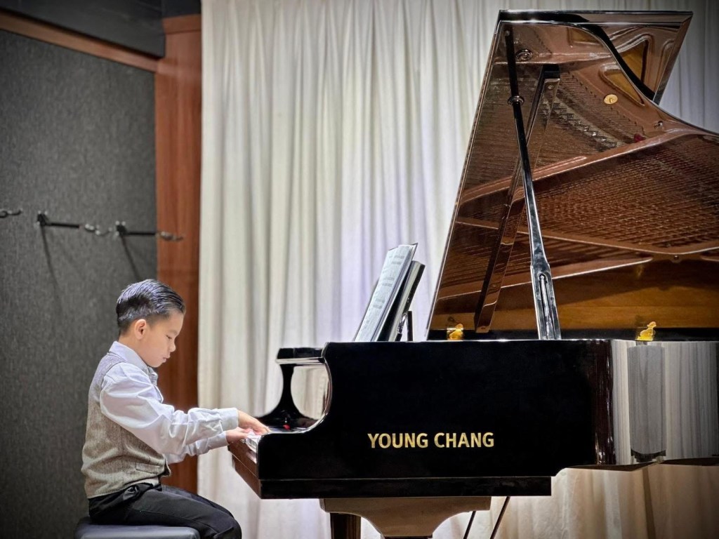 June | Love That Guides&nbsp;Us